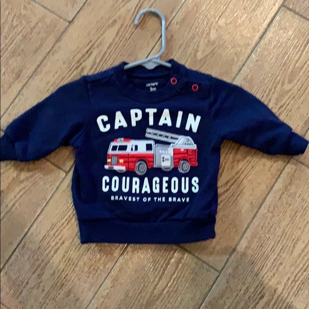 Carter’s sweat top